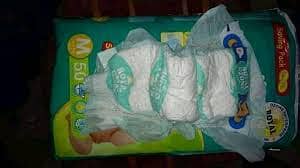 only 18 per pec in Best Quality Pampar Diapers child and baby 0