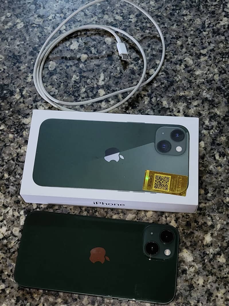 Iphone 13 in green colour for sale 7