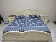 Bed Set with Wardrobe and Dressing Table