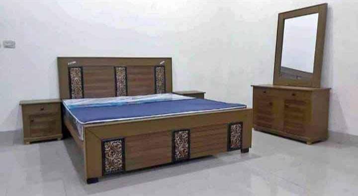 bed / king size bed / wooden bed / bed dressing side table 12