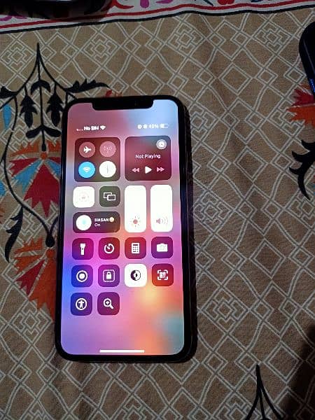 iphone Xs non pta 64 gb good condition just back cover glass broke 1