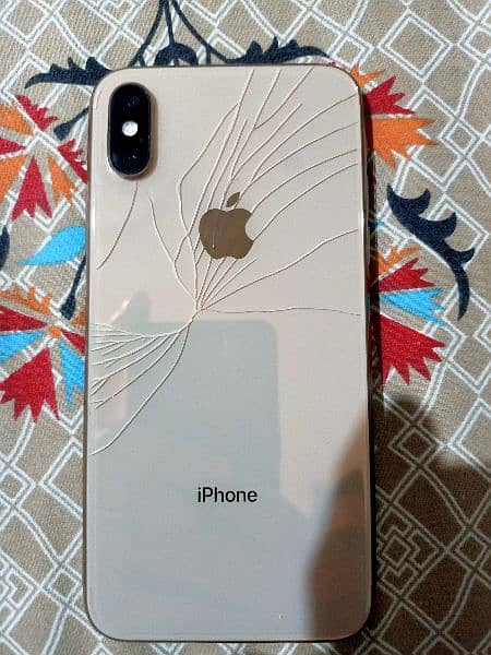 iphone Xs non pta 64 gb good condition just back cover glass broke 6