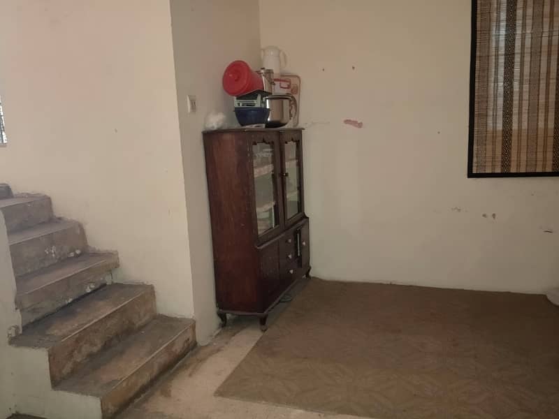 UPPER PORTION AVAILABLE FOR RENT IN UMAR BLOCK 12