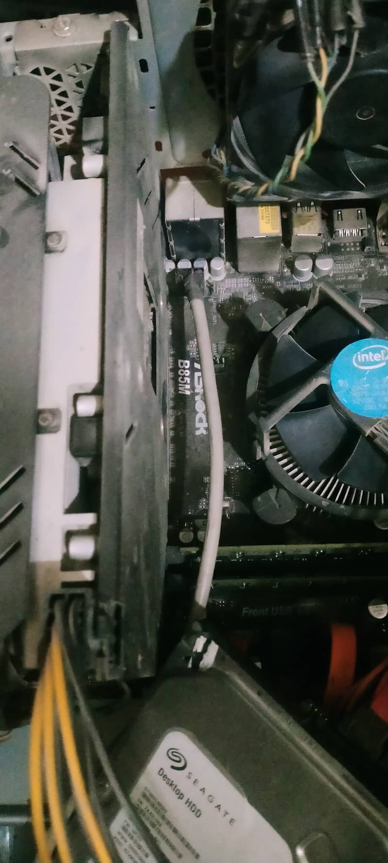 AMD Radeon Rx 580 2048 sp 6.8/10 condition 1