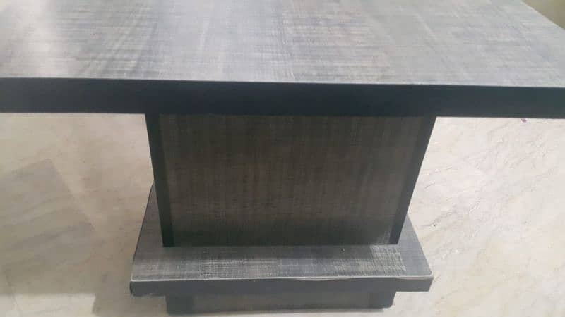 like new used table for sale 3