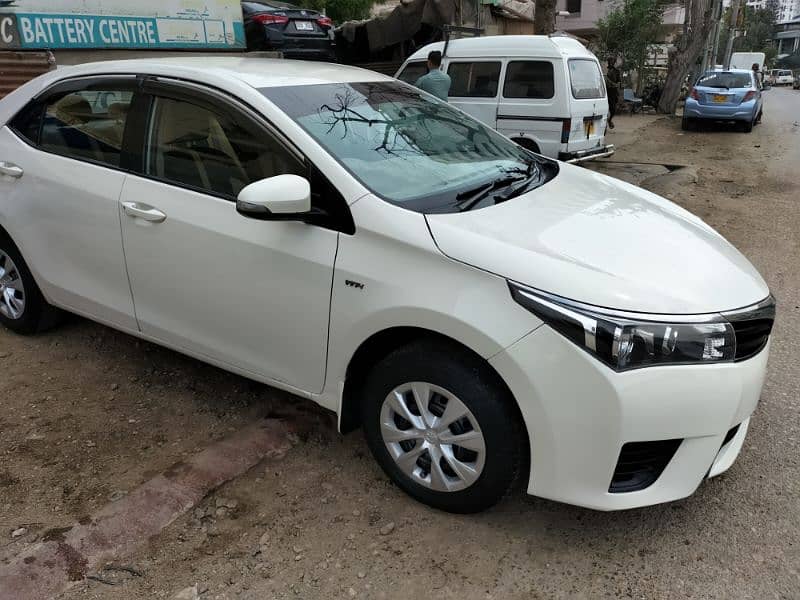 Toyota corolla Xli 2015 Total genuine Mint Condition 5