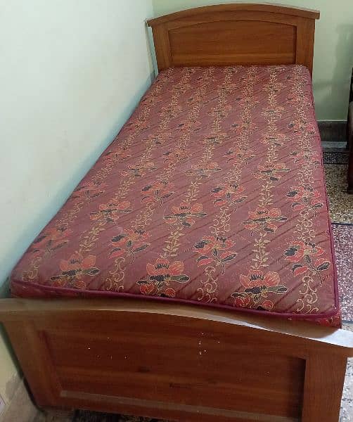 Bed set and Dewan sofa for sale. . . . 2