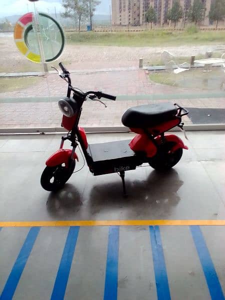 electric bike available  my phone number 03170048461 2
