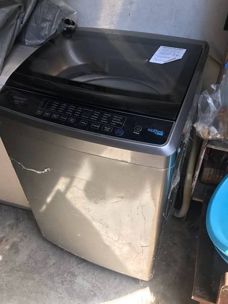 Haier HWM150-1708 Automatic Washing Machine Top Size 3