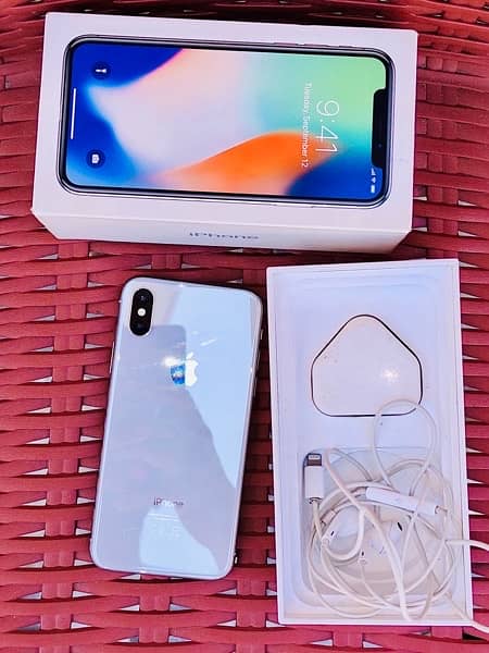 iPhone X 64gb PTA Approved with Box and original HandsFree IMEI Match 3