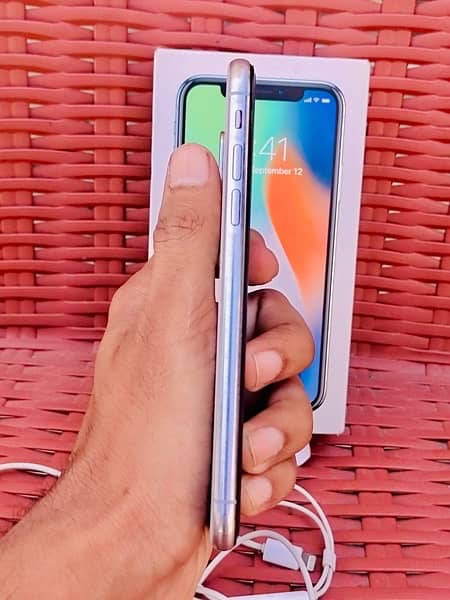 iPhone X 64gb PTA Approved with Box and original HandsFree IMEI Match 7