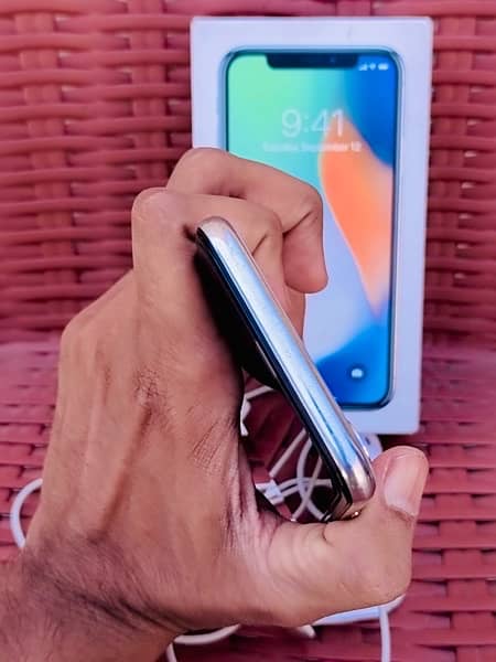 iPhone X 64gb PTA Approved with Box and original HandsFree IMEI Match 8
