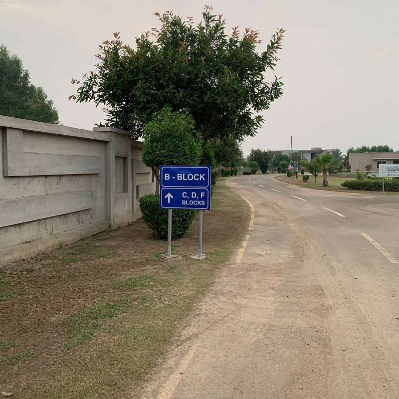 4 Kanal Farmhouse Plot Is Available For Sale In Lahore Greens Bedian Road Block B 7