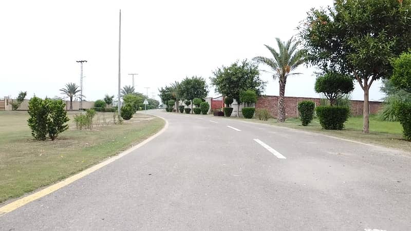4 Kanal Farmhouse Plot Is Available For Sale In Lahore Greens Bedian Road Block B 8