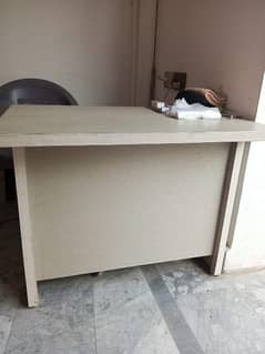 office table new condition