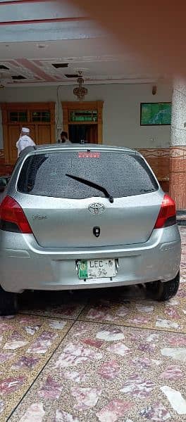 Toyota vitz 2008 auto car•	Punjab Registered
•		Average 16.5KM/L 1