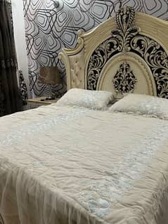 Full king size bed set