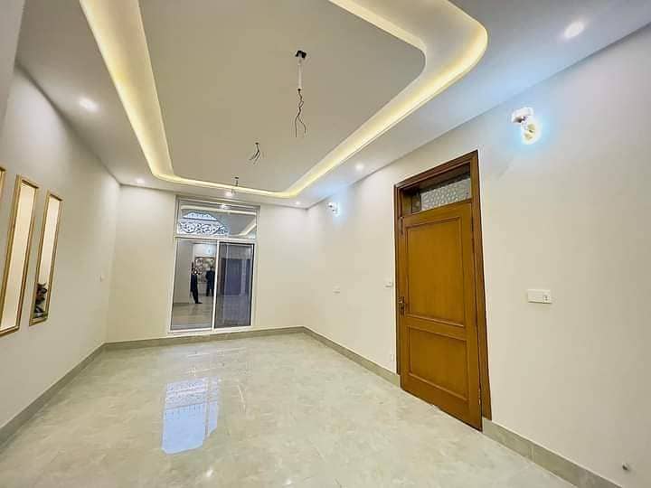 7.5 Marla New Fresh Double Storey House For Sale Located At Warsak Road Darmangy Garden Street 2 17
