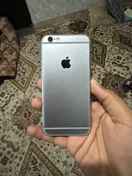 i want to sell IPhone 6s 64gb 1