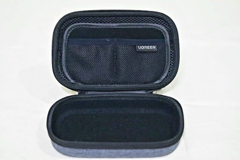 UGREEN Waterproof Travel Storage Bag 1