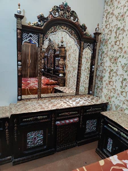 Bed with 2 side table & Dressing Table and show case 1
