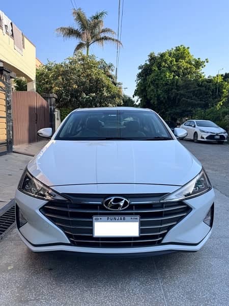 Hyundai Elantra GLS | 2022 Model | 100% Hyundai Dealership Maintained 1