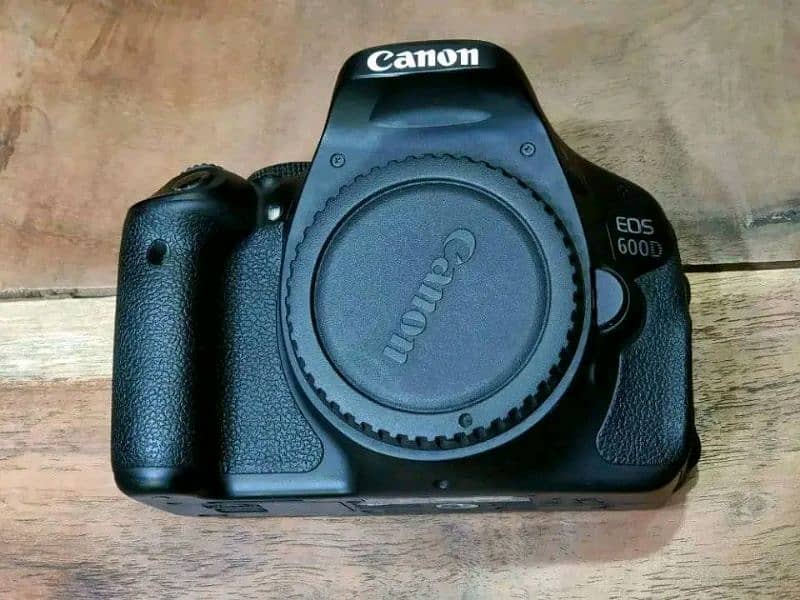 Canon 600D | 35-105mm lens 4