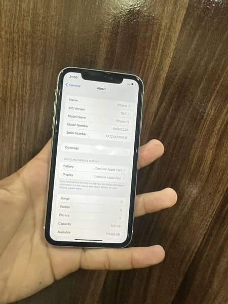 iphone 11 128 gb pta ok water prof only bettery and display genuine 3