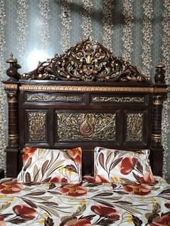 king bed dressing side tables
