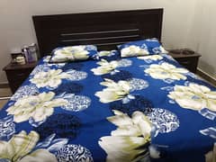 Bed for sale just look new condition with mattress 0