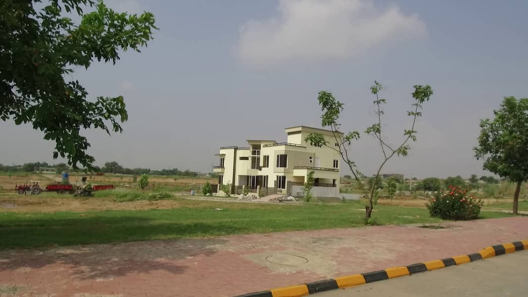 7 Marla O Block Plot Available For Sale 3