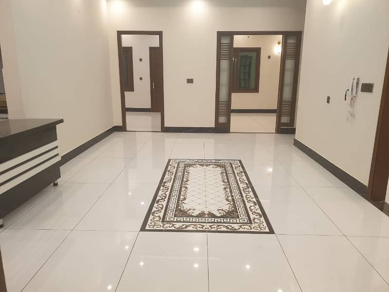 4 BED D/D. LUXURY PORTION AT THE PRIME LOCATION OF GULSHAN-E-IQBAL FOR SALE 7