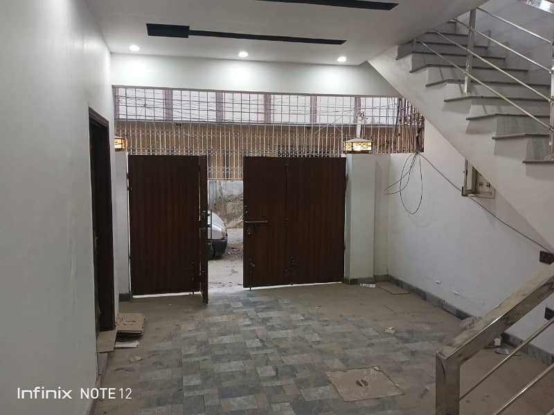 120 Yards Fully Renovated Stunning Bungalow Of Block 6 For Sale 8