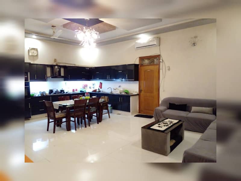 3 Bed DD Portion Available At Prime Location Of Gulshan E Iqbal. 41