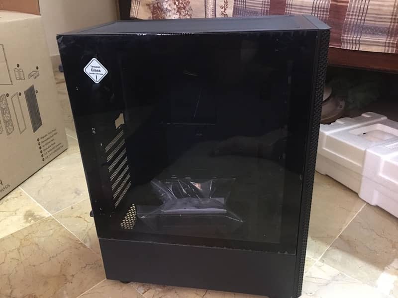 XPG VALOR MESH Mid Tower Gaming Case Black 4