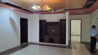 20 marla upper portion for rent in valencia town with 3 bedrooms