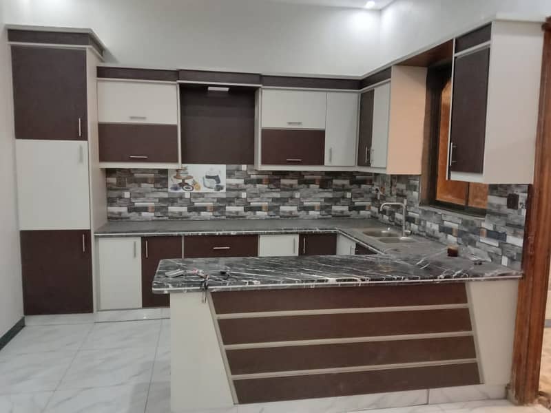 BRAND NEW HOUSE NEAR TO MAIN GATE AND ROAD ON URGENT SALE 4