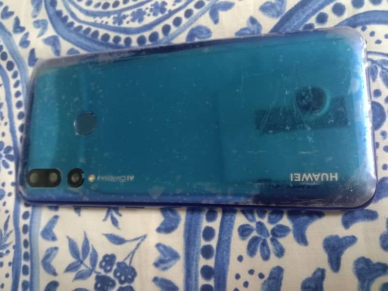 Huawei P smart+ 2019 4
