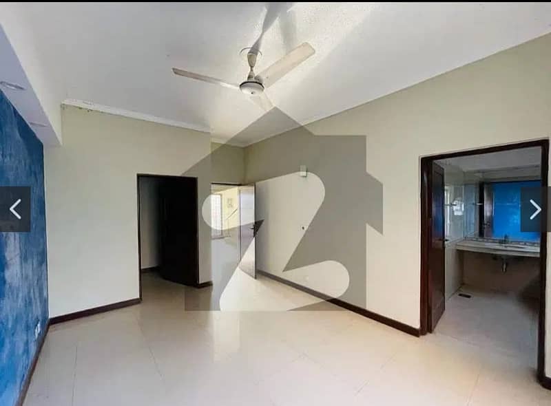 10 Marla Elegant Modern Design House For Sale in Dha Phase 1 18