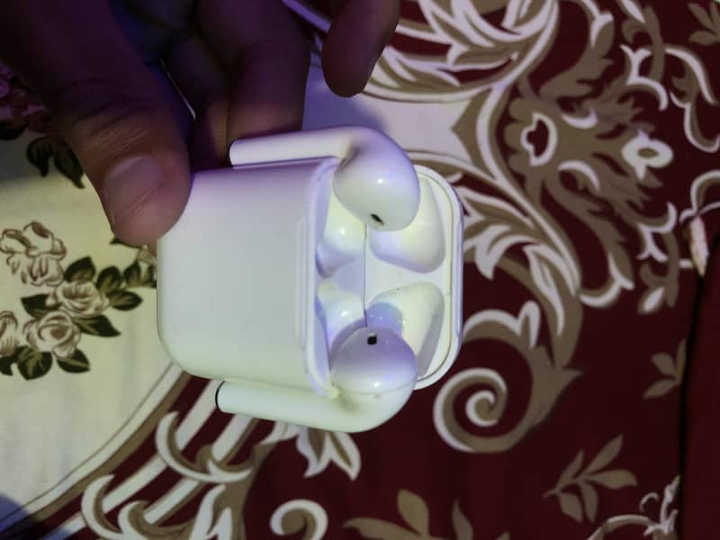 Airpods i12 with auto detection 2