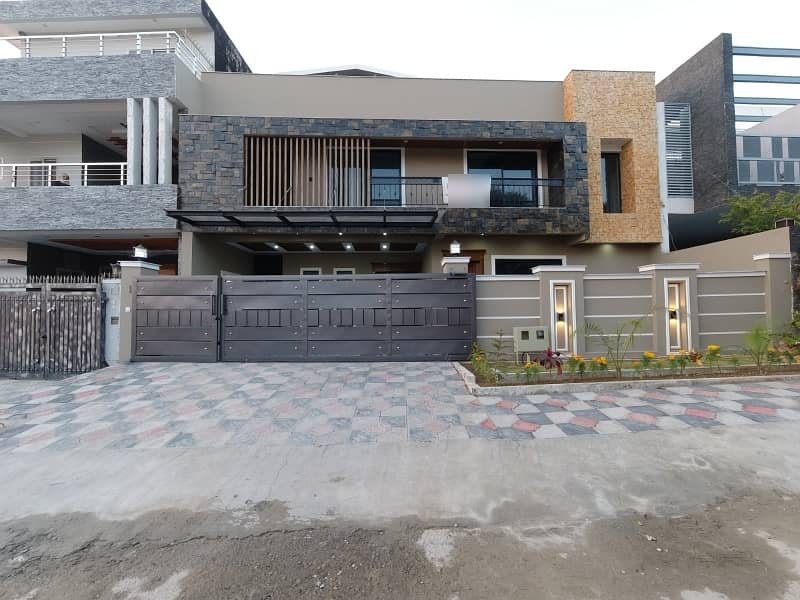 12 Marla House For Sale In G-15/1 Islamabad 0