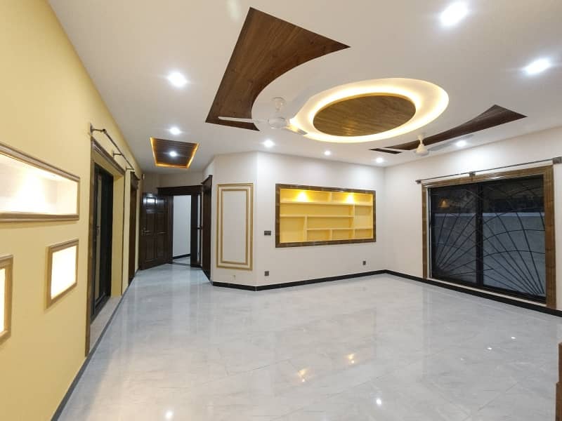 12 Marla House For Sale In G-15/1 Islamabad 11