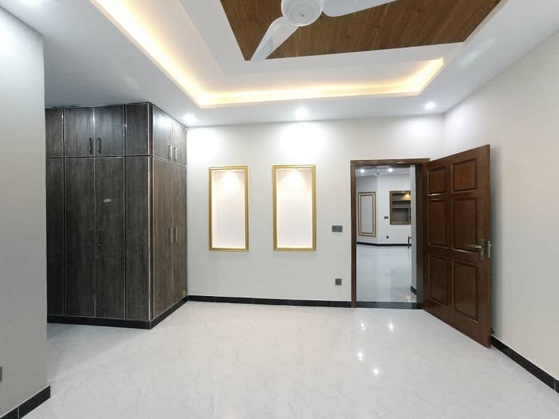 12 Marla House For Sale In G-15/1 Islamabad 33