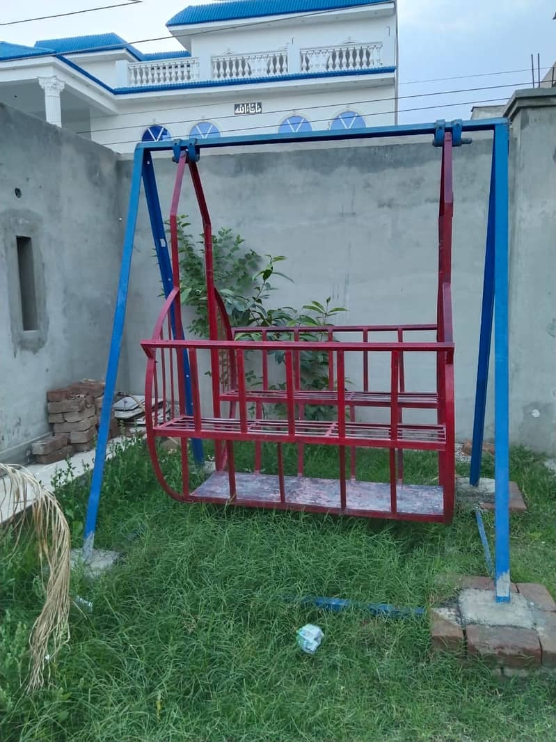 6 seater iron rod swing/urgently sell/new condition 1