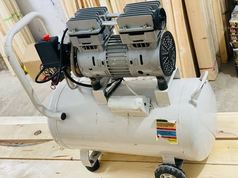 Air Compressor For Sale New Condition 4