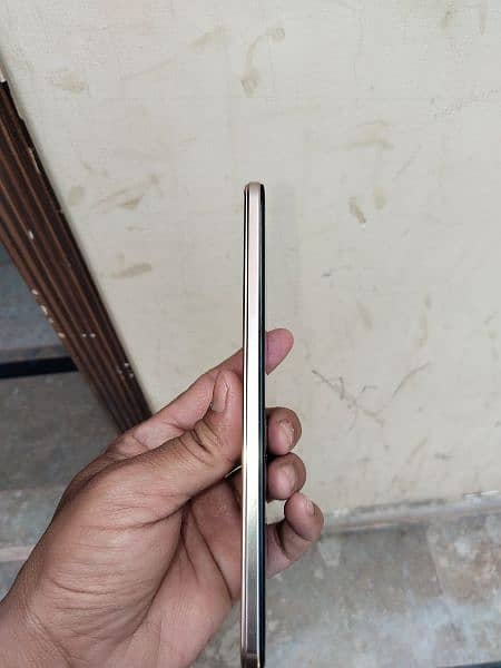 Vivo v23e full lush condition 10/10 with box charger 8