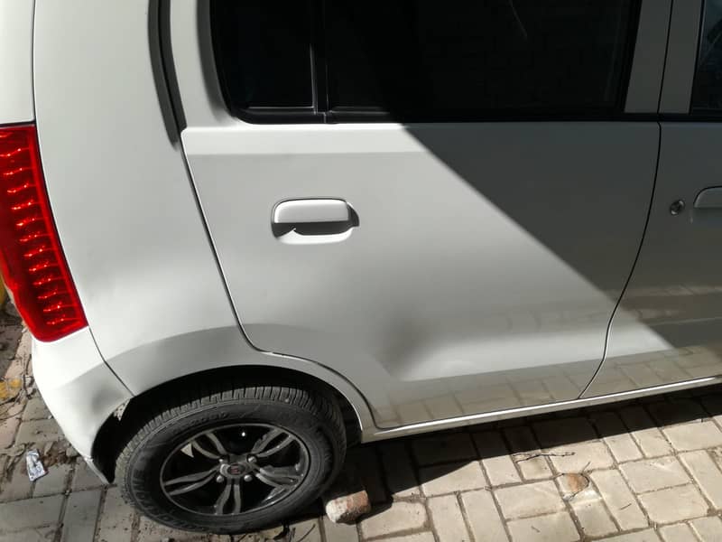 Suzuki WAGON R in prestine condition is for sale in ISL 17