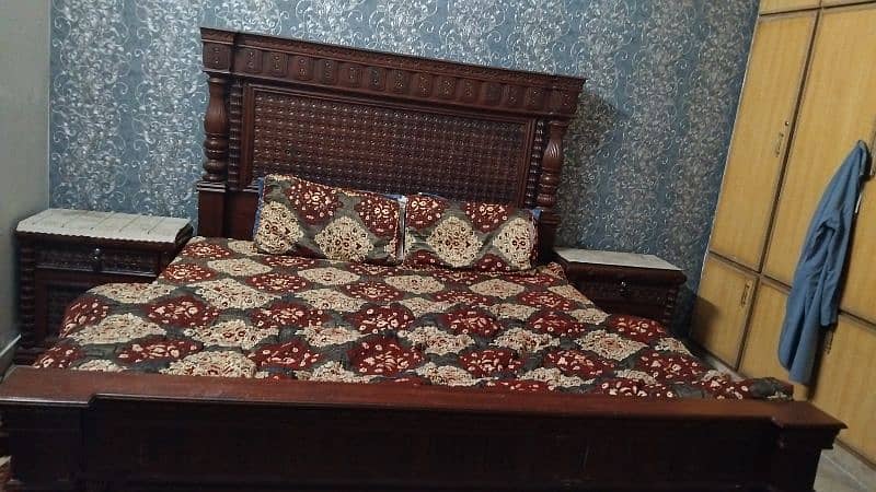 chanuti bed with side tables and dressing(with out mattress) 2