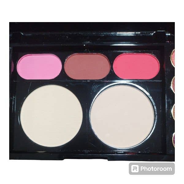 Makeup kit 1