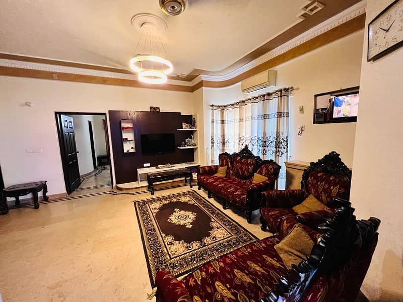 10 Marla Luxury House Available For Sale At Reasonable Price In DHA Phase 4 15